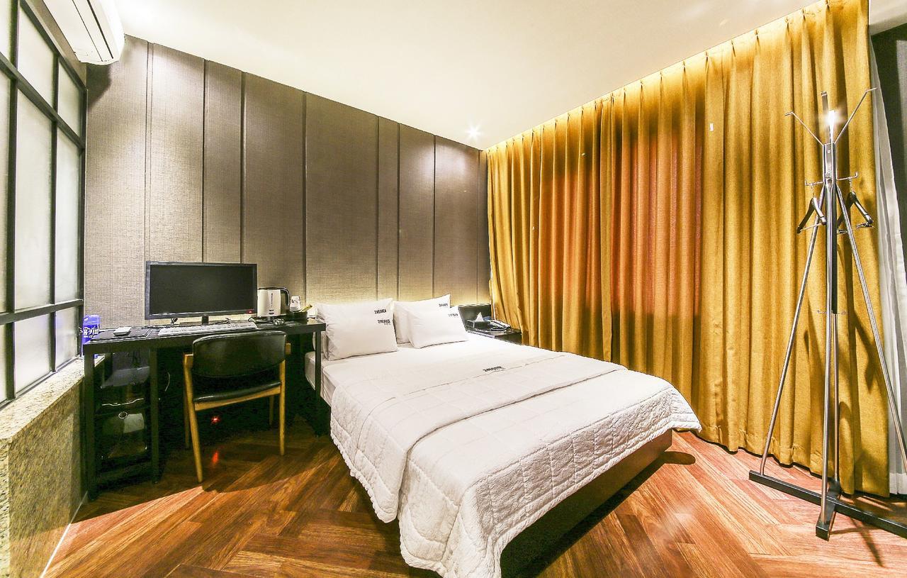 Toheaven Hotel Gaya Theme Park Gimhae Bagian luar foto